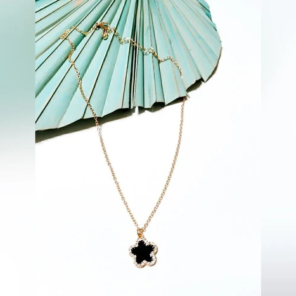 Black flower necklace  S234